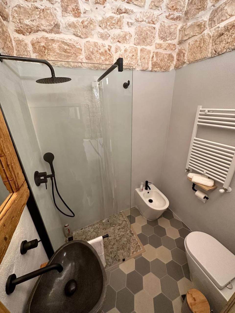 Primus Suite Ceglie Messapica Exteriör bild