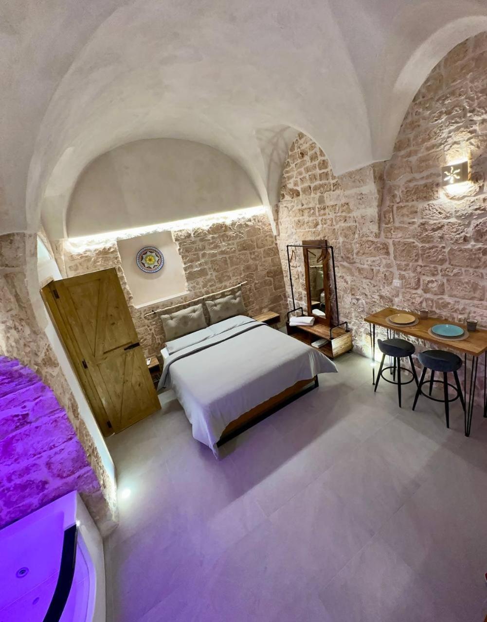Primus Suite Ceglie Messapica Exteriör bild