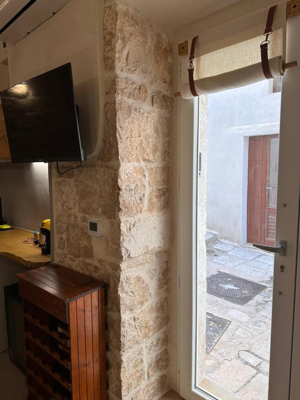 Primus Suite Ceglie Messapica Exteriör bild