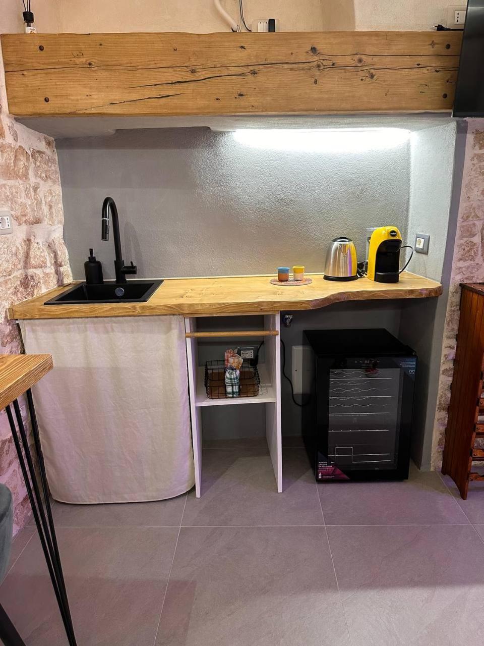 Primus Suite Ceglie Messapica Exteriör bild